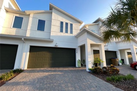 Touwnhouse à vendre à Kissimmee, Floride: 3 chambres, 187.57 m2 № 1340541 - photo 2