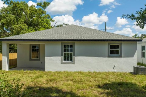 House in Davenport, Florida 3 bedrooms, 111.48 sq.m. № 1340540 - photo 6