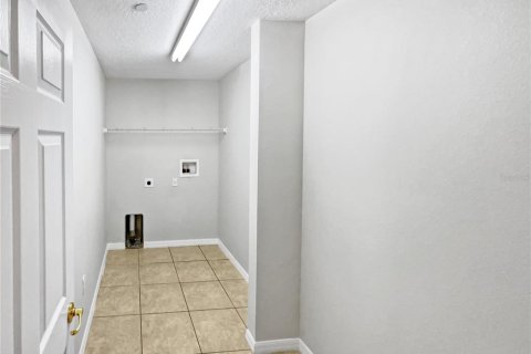 Купить таунхаус в Маунт-Дора, Флорида 3 комнаты, 143.07м2, № 1090839 - фото 15