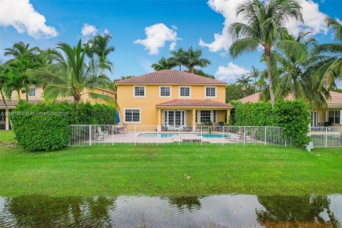 Villa ou maison à vendre à Weston, Floride: 6 chambres, 287.25 m2 № 1176813 - photo 11