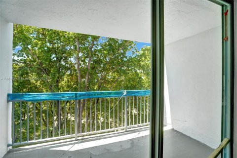 Condominio en venta en Miami, Florida, 2 dormitorios, 91.97 m2 № 1413468 - foto 27