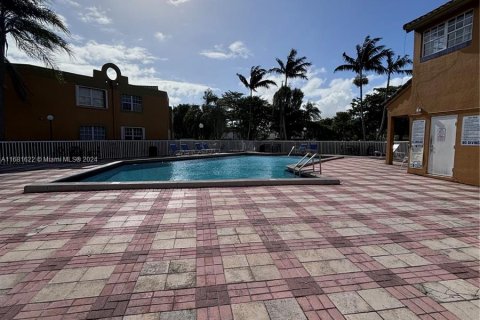 Condominio en venta en Miami, Florida, 2 dormitorios, 99.13 m2 № 1413466 - foto 20