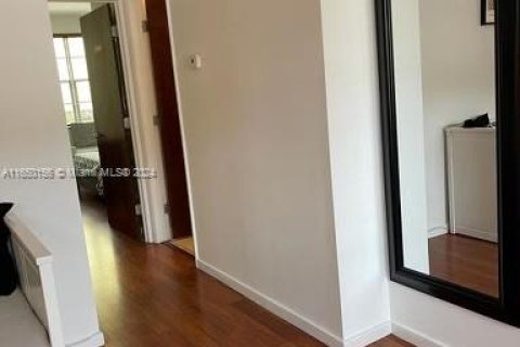 Copropriété à vendre à Miami Beach, Floride: 1 chambre, 56.21 m2 № 1332340 - photo 11