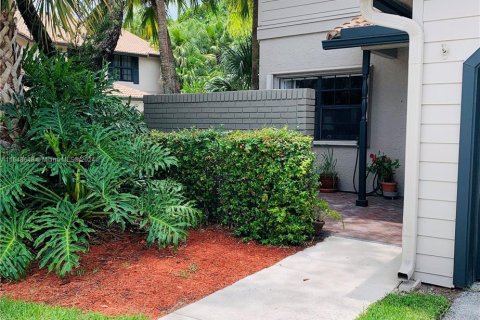 Townhouse in Plantation, Florida 3 bedrooms, 163.97 sq.m. № 1332433 - photo 3