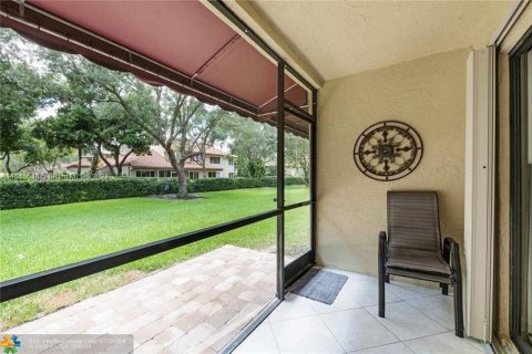 Townhouse in Plantation, Florida 3 bedrooms, 163.97 sq.m. № 1332433 - photo 21