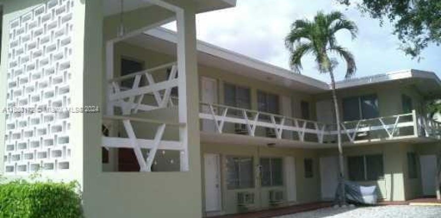 Apartment in North Miami, Florida 1 bedroom, 54.44 sq.m. № 1332341