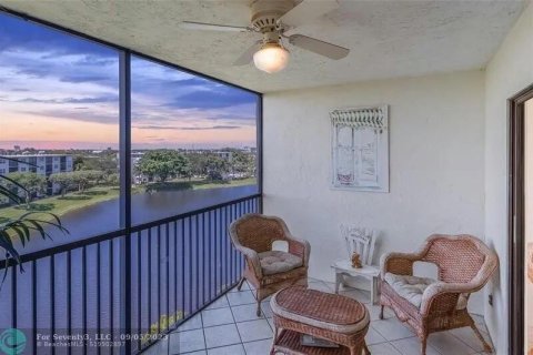 Copropriété à vendre à Pompano Beach, Floride: 2 chambres, 113.53 m2 № 1182329 - photo 8