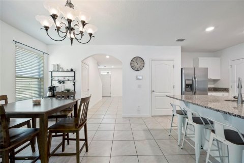 Villa ou maison à vendre à Kissimmee, Floride: 5 chambres, 229.84 m2 № 1263264 - photo 18