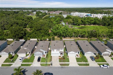 Villa ou maison à vendre à Kissimmee, Floride: 5 chambres, 229.84 m2 № 1263264 - photo 4