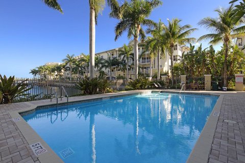 Condominio en venta en West Palm Beach, Florida, 1 dormitorio, 97.27 m2 № 285840 - foto 22
