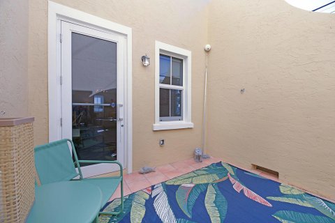 Condominio en venta en West Palm Beach, Florida, 1 dormitorio, 97.27 m2 № 285840 - foto 26