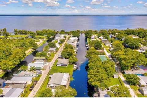 Terrain à vendre à Vero Beach, Floride № 727301 - photo 1