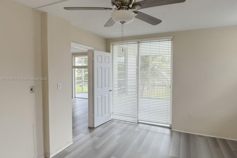 Copropriété à vendre à Aventura, Floride: 2 chambres, 100.61 m2 № 1239621 - photo 28