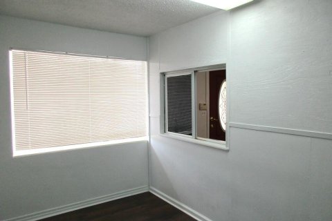 Immobilier commercial à vendre à Jacksonville, Floride: 145.02 m2 № 773948 - photo 7