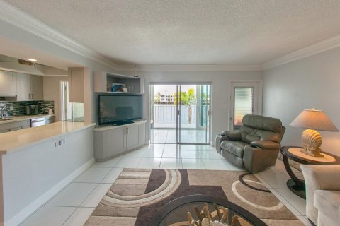 Copropriété à vendre à Pompano Beach, Floride: 2 chambres, 102.19 m2 № 1127927 - photo 20