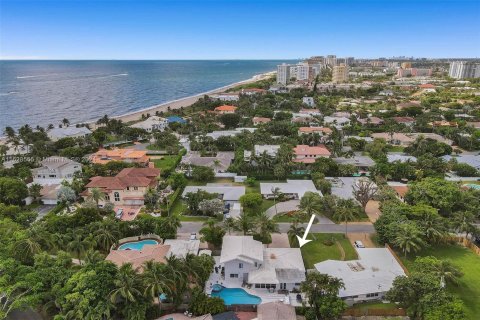 Villa ou maison à vendre à Pompano Beach, Floride: 5 chambres, 256.04 m2 № 1282556 - photo 2