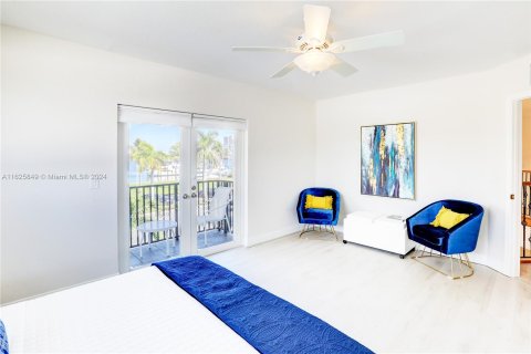 Casa en alquiler en Hollywood, Florida, 5 dormitorios, 386.94 m2 № 1309787 - foto 14