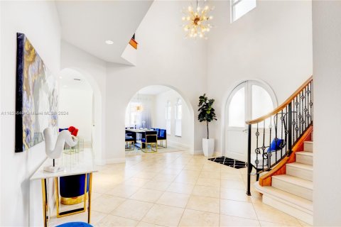 Villa ou maison à louer à Hollywood, Floride: 5 chambres, 386.94 m2 № 1309787 - photo 9