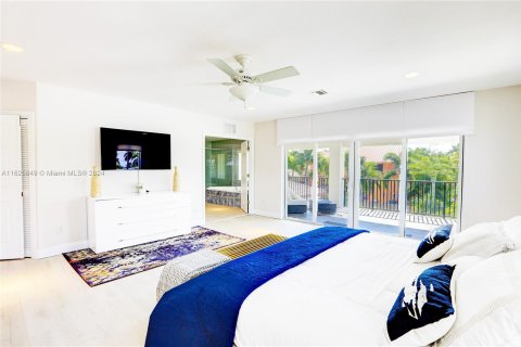 Casa en alquiler en Hollywood, Florida, 5 dormitorios, 386.94 m2 № 1309787 - foto 18