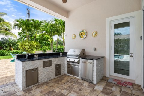 House in Jupiter, Florida 4 bedrooms, 353.77 sq.m. № 1223322 - photo 30