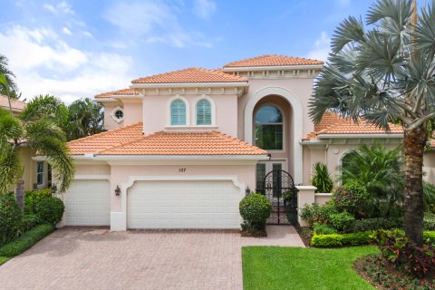 House in Jupiter, Florida 4 bedrooms, 353.77 sq.m. № 1223322 - photo 18