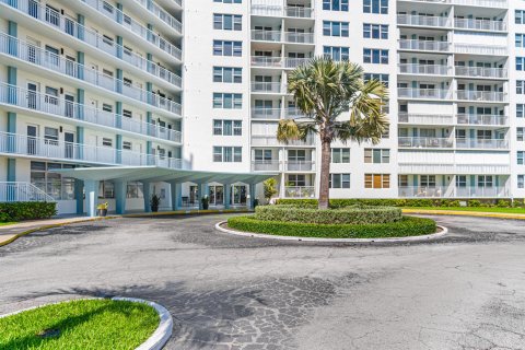 Copropriété à vendre à Pompano Beach, Floride: 1 chambre, 72 m2 № 1223299 - photo 25