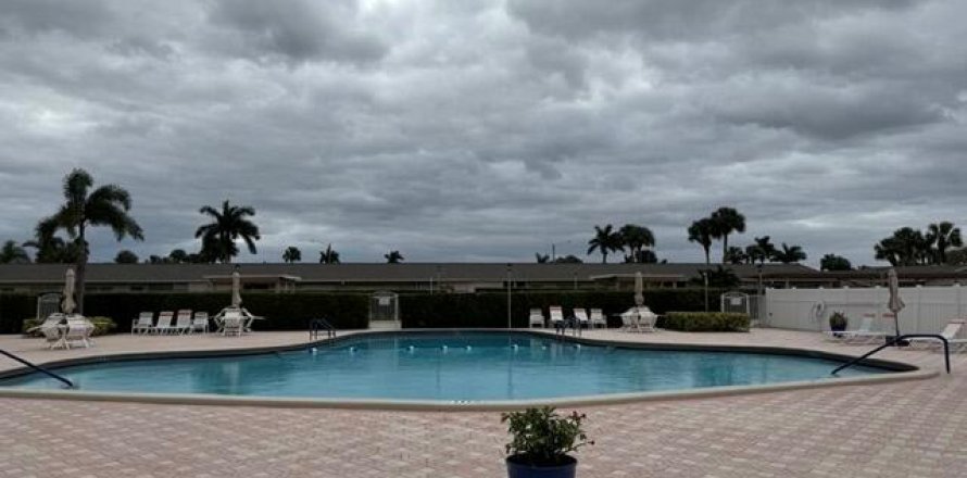 Casa en West Palm Beach, Florida 2 dormitorios, 77.02 m2 № 913813