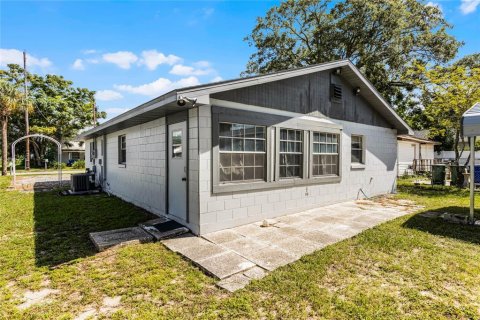 Villa ou maison à vendre à Winter Haven, Floride: 2 chambres, 103.49 m2 № 1371594 - photo 27