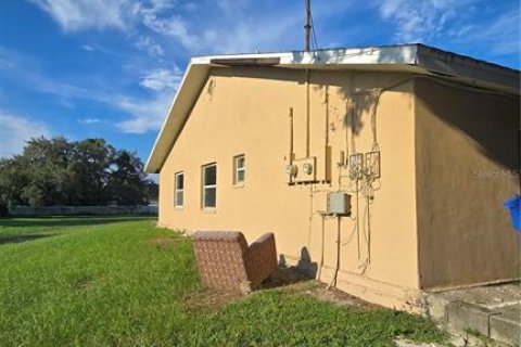 Commercial property in Tampa, Florida 6 bedrooms, 292.55 sq.m. № 1371592 - photo 13