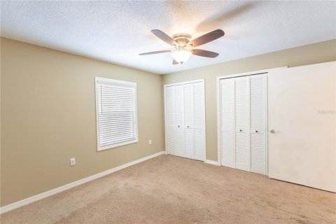 Condo in Winter Haven, Florida, 2 bedrooms  № 1373804 - photo 13