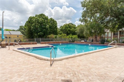 Condo in Winter Haven, Florida, 2 bedrooms  № 1373804 - photo 24