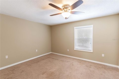 Condo in Winter Haven, Florida, 2 bedrooms  № 1373804 - photo 12