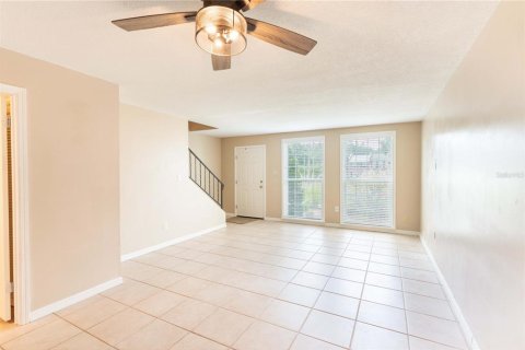 Condo in Winter Haven, Florida, 2 bedrooms  № 1373804 - photo 5