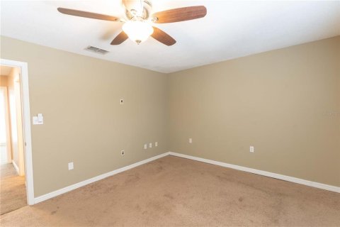 Condo in Winter Haven, Florida, 2 bedrooms  № 1373804 - photo 15