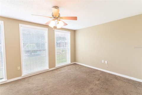 Condo in Winter Haven, Florida, 2 bedrooms  № 1373804 - photo 16