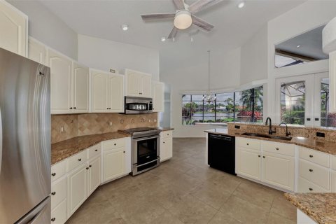 House in Port Charlotte, Florida 3 bedrooms, 246.66 sq.m. № 1386601 - photo 23