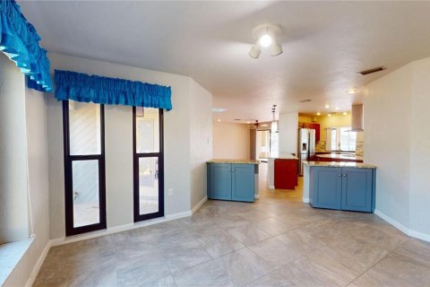 Villa ou maison à vendre à Punta Gorda, Floride: 3 chambres, 227.05 m2 № 1386641 - photo 12