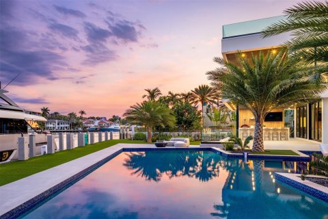Casa en venta en Fort Lauderdale, Florida, 7 dormitorios, 1018.77 m2 № 761153 - foto 7