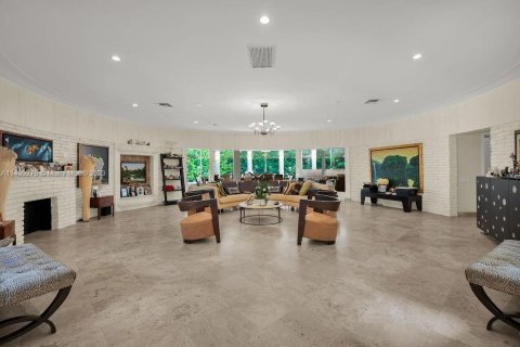 Villa ou maison à vendre à Bal Harbour, Floride: 7 chambres, 472.5 m2 № 887451 - photo 8