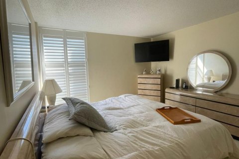 Condo in Deerfield Beach, Florida, 2 bedrooms  № 1139312 - photo 18