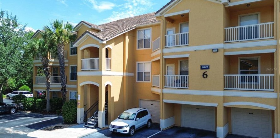 Condominio en Orlando, Florida, 2 dormitorios  № 1339316