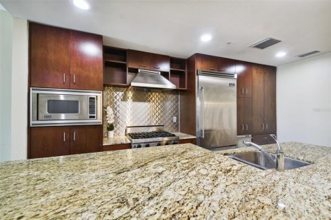 Condominio en venta en Tampa, Florida, 1 dormitorio, 78.04 m2 № 1339250 - foto 15