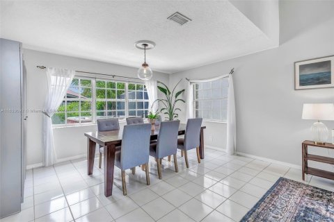 Casa en venta en Weston, Florida, 4 dormitorios, 217.3 m2 № 1319177 - foto 5