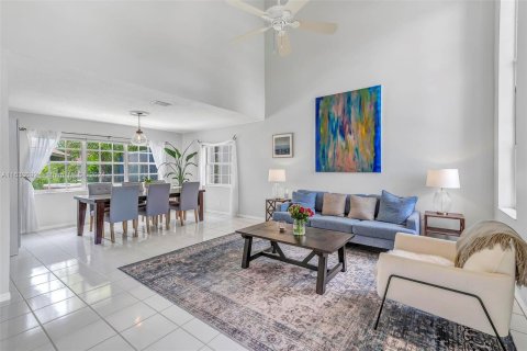 Casa en venta en Weston, Florida, 4 dormitorios, 217.3 m2 № 1319177 - foto 6