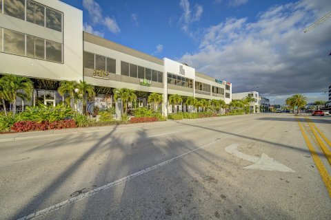 Immobilier commercial à vendre à Hallandale Beach, Floride № 322695 - photo 6