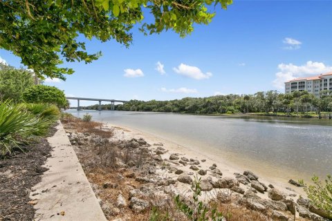 Copropriété à louer à Palm Coast, Floride: 2 chambres, 125.51 m2 № 1355532 - photo 3