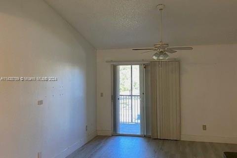 Copropriété à vendre à Pembroke Pines, Floride: 3 chambres, 103.4 m2 № 965185 - photo 6