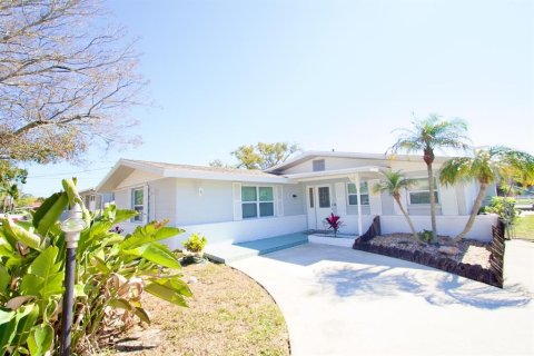 Casa en venta en Port Richey, Florida, 3 dormitorios, 146.51 m2 № 1344758 - foto 4