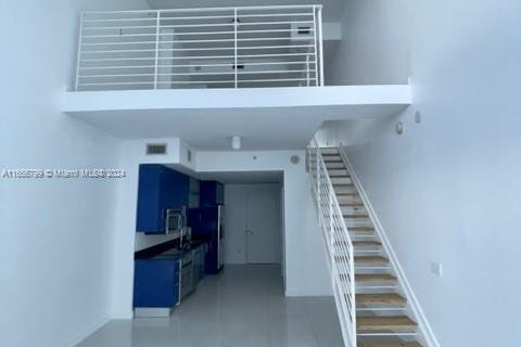 Condominio en alquiler en Miami, Florida, 2 dormitorios, 106.65 m2 № 1357068 - foto 5