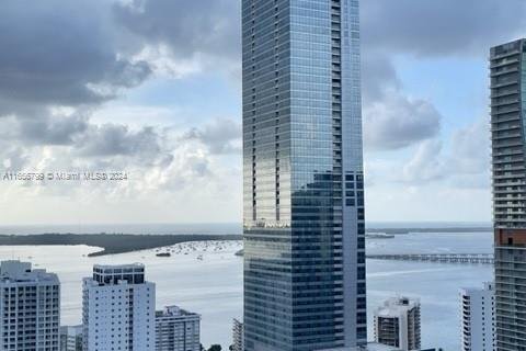 Copropriété à louer à Miami, Floride: 2 chambres, 106.65 m2 № 1357068 - photo 17